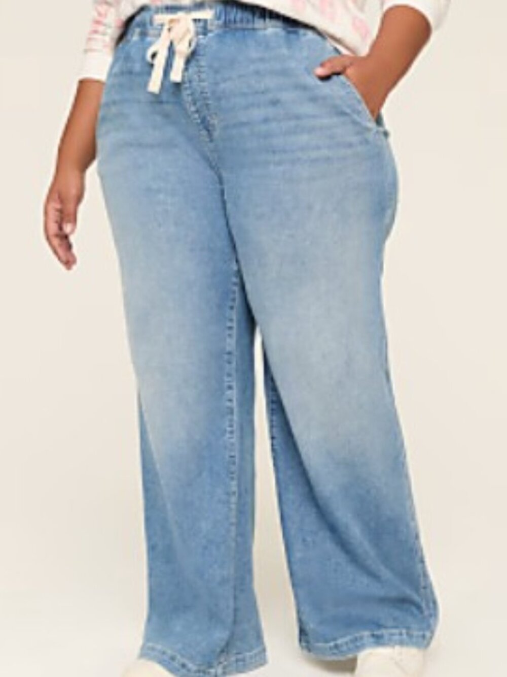 Lane Bryant Knit Denim High Rise Wide Leg Jean Pull-On Size 22